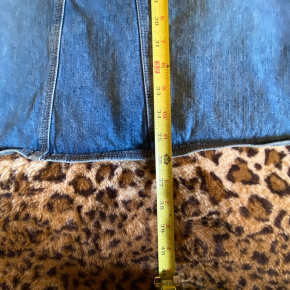 Women’s St. John’s Bay denim maxi skirt size 10. Light fade wash, rear slit. - Picture 7 of 10